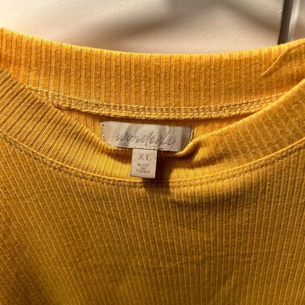 Sweater - Picture 4 of 5